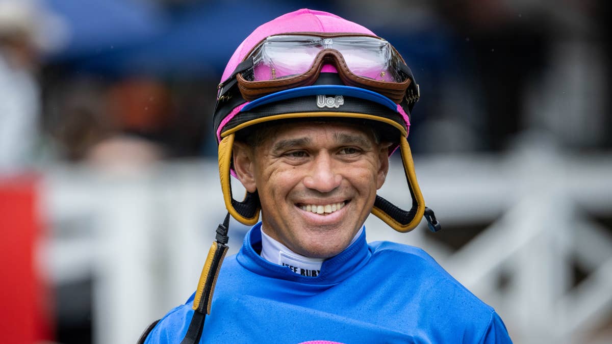 Javier Castellano Sidelined Three Weeks With Minor Lower Back Injury