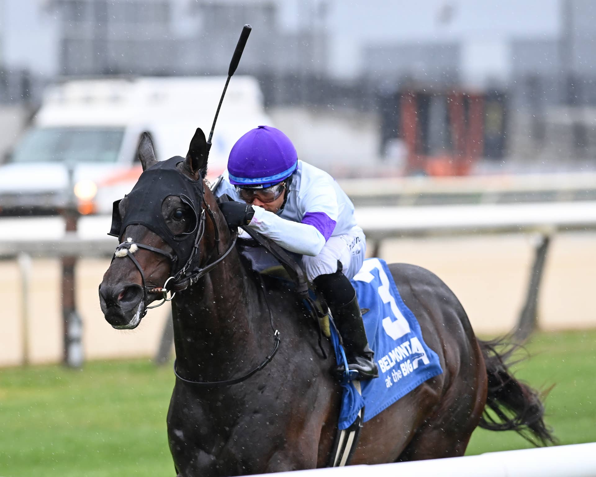 Intricate Spirit, Big Destroyer Give Miguel Clement Strong Hand In