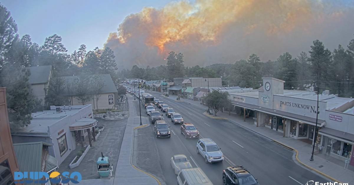 Mandatory Evacuation Ordered At Ruidoso Downs Due To Wildfires