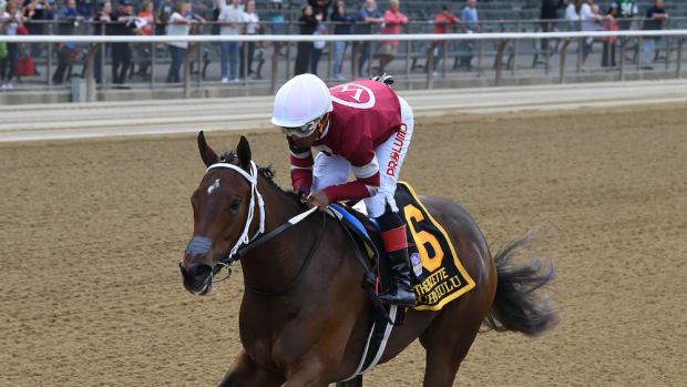 Ocean Atlantique Powers Wire To Wire To Land Dust Commander At Turfway Park  - Paulick Report