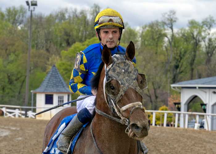 Laurel Park: Worcester Takes Frank Y. Whiteley With Last To First Rally ...