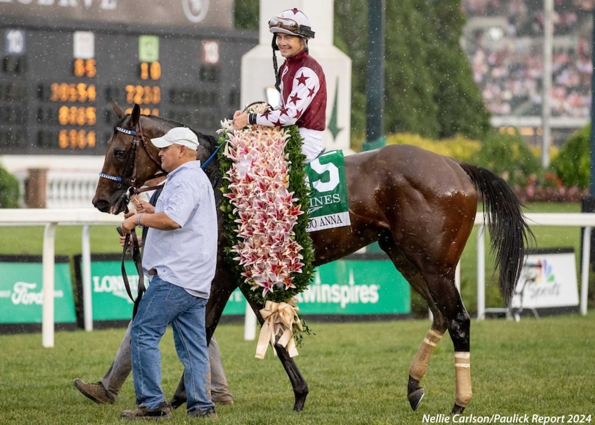 Explanations And Excuses: Kentucky Oaks Jockeys React In Race Aftermath ...