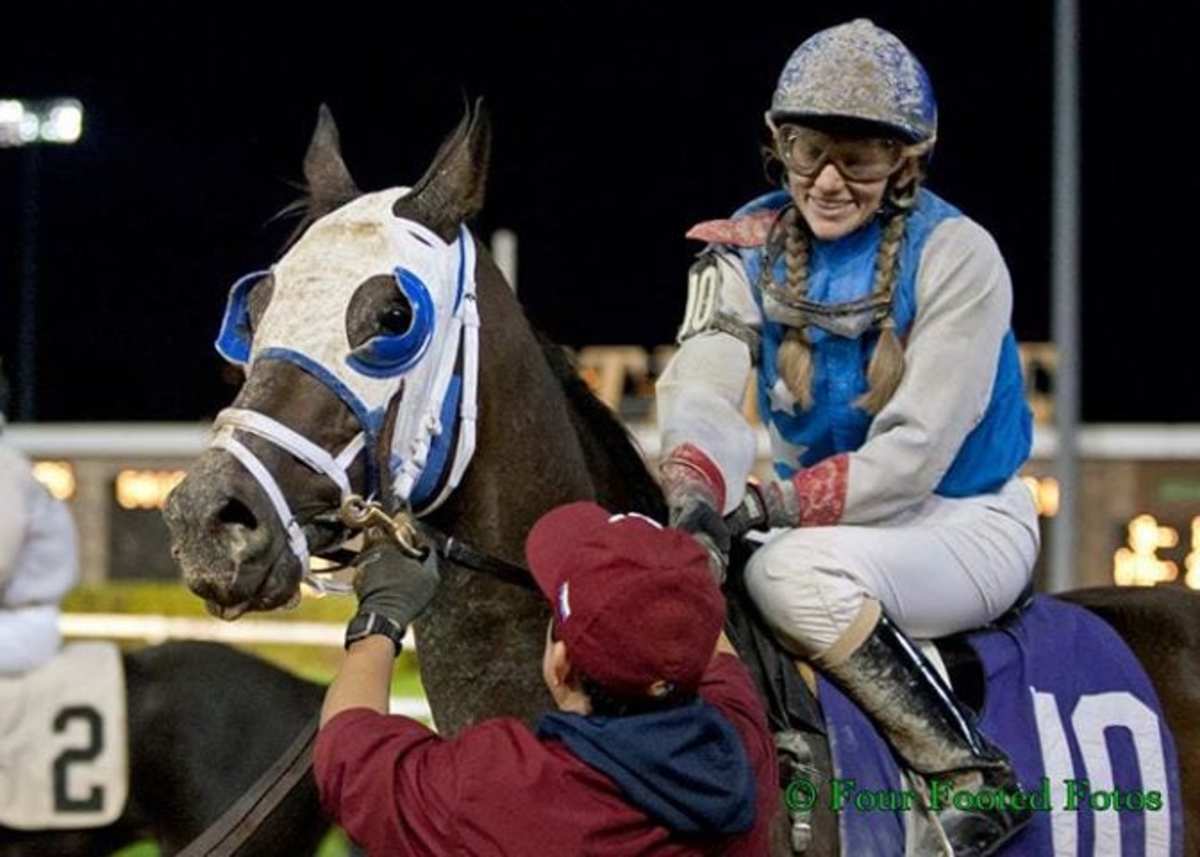 Ladies First (and Second, and Third): Three Female Jockeys Form Hawthorne  Trifecta - Paulick Report