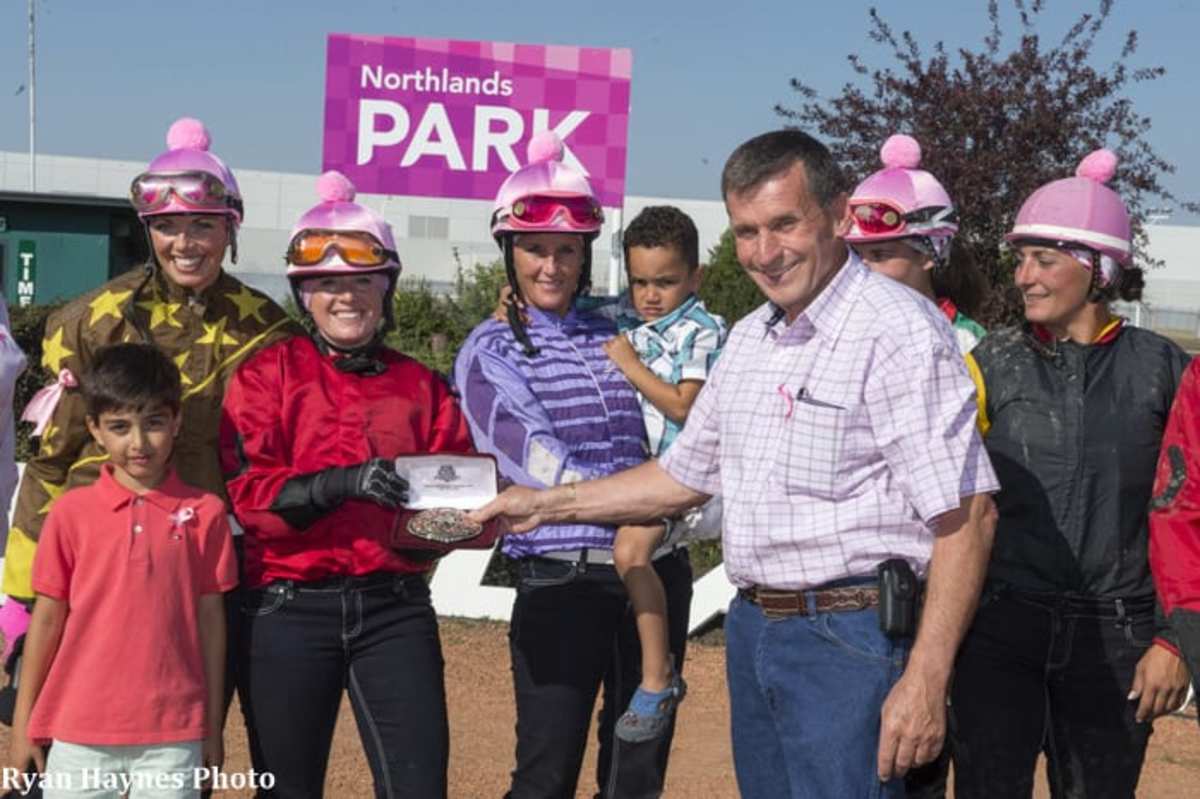 Three Chimneys Presents Good News Friday The Powder Puff Derby Paulick Report Shining Light