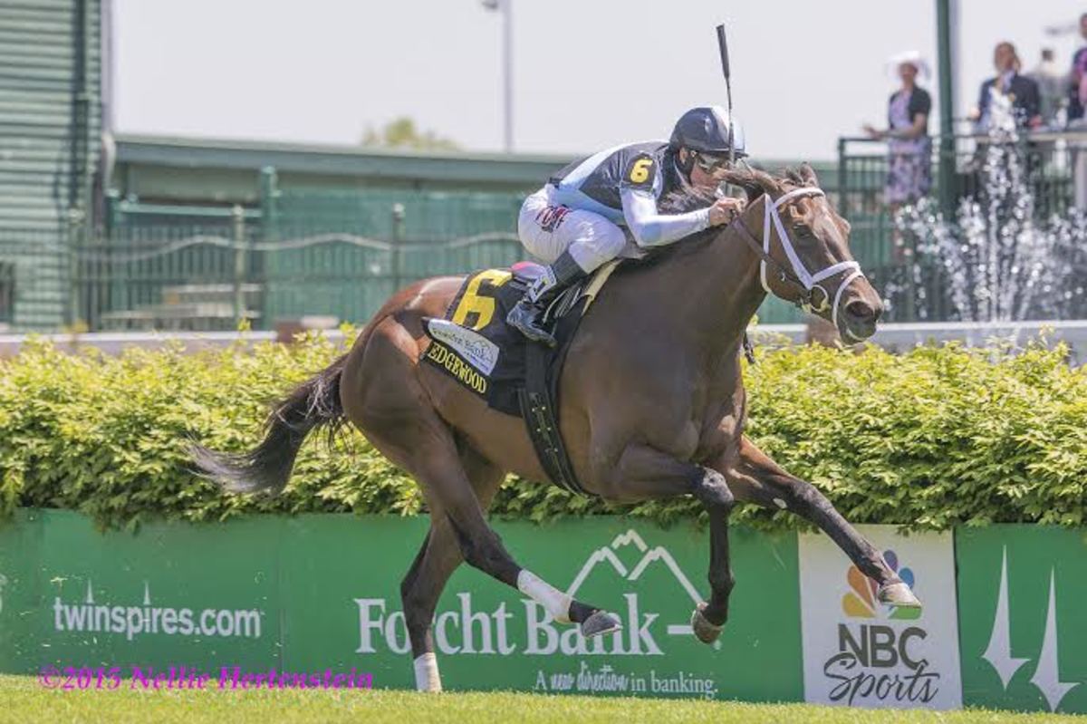 Feathered Flies To Victory In Edgewood Stakes Paulick Report