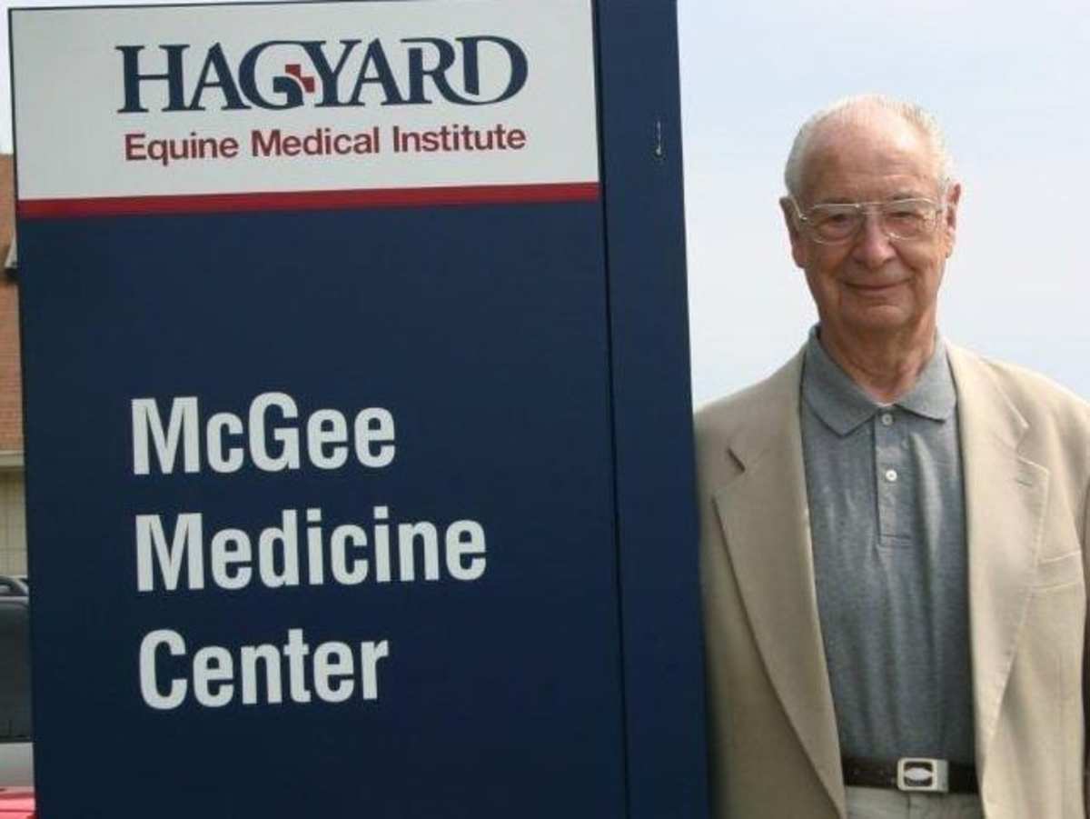 Dr. William McGee, Last Veterinarian To Care For Man O' War, Passes ...