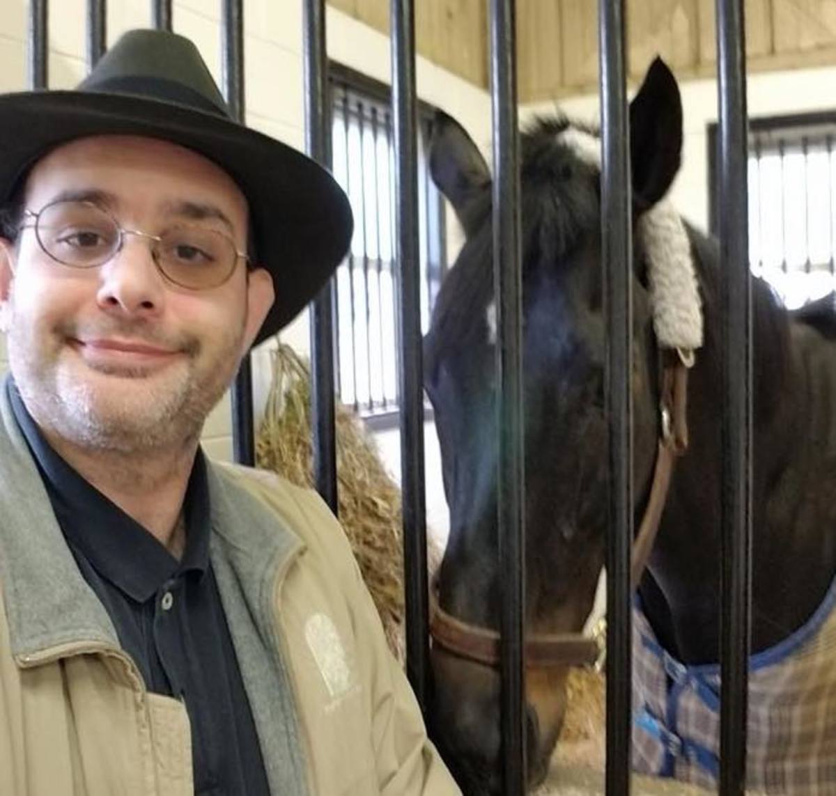 Veterinarian To Spend 50 Hours In A Stall To Raise Cash For Silent ...