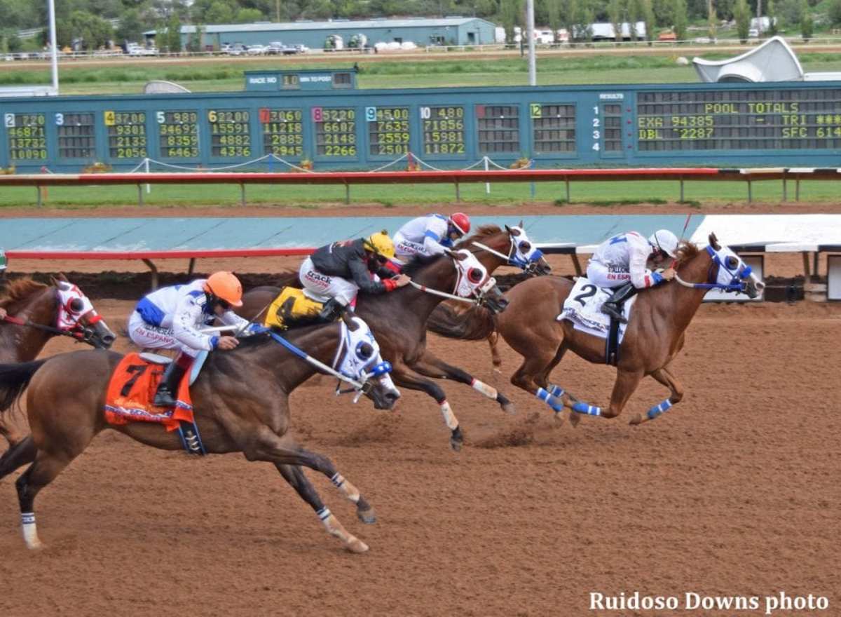 Apocalyptical Jess Gives Trainer Blaine Wood First All American