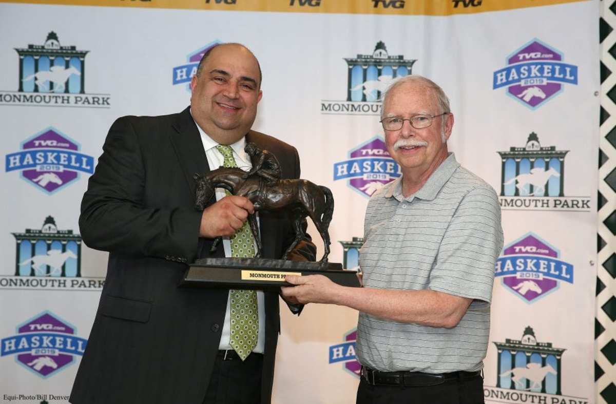 Farrell Receives Bill Handleman Award For Haskell Coverage Paulick