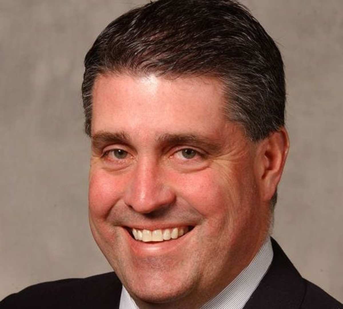 Sexton 'Rich In Humility And Wit'; 'A Fine, Fine Fellow' Paulick