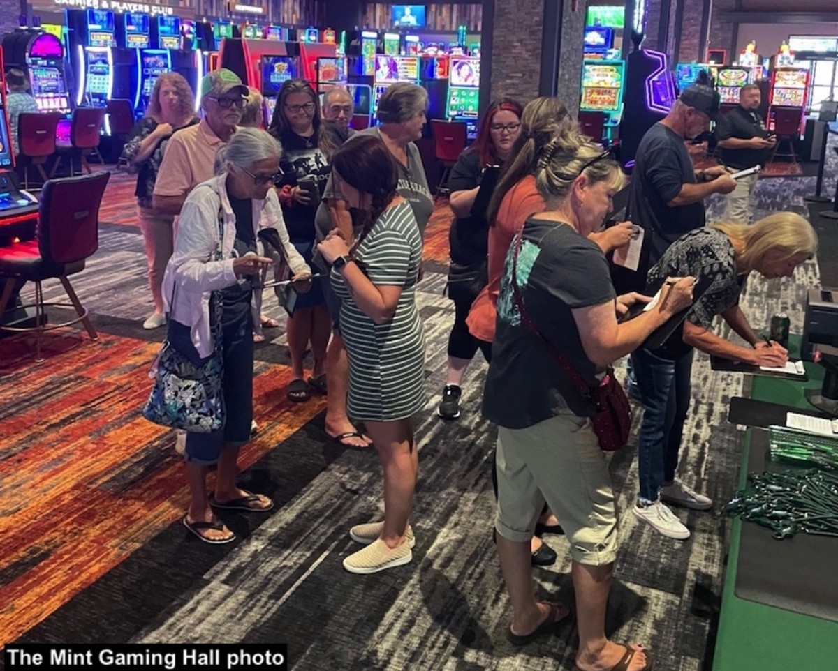 New Historical Horse Racing Gaming Hall Opens In Southeastern Kentucky