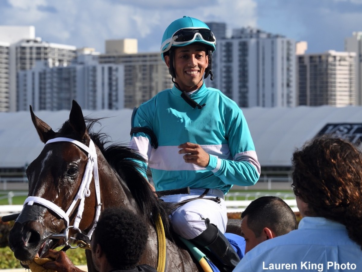 Back From Shoulder Surgery, Edgard Zayas Notches 2,000th Career Win At  Gulfstream - Paulick Report | Shining Light on the Horse Industry