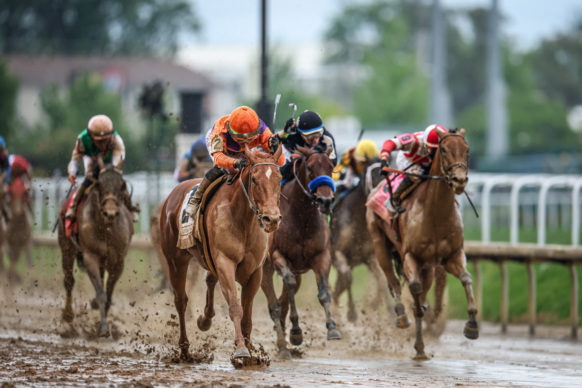 Kopion Powers To Derby City Distaff Victory For Mandella
